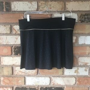 TAIL Performance Skirt